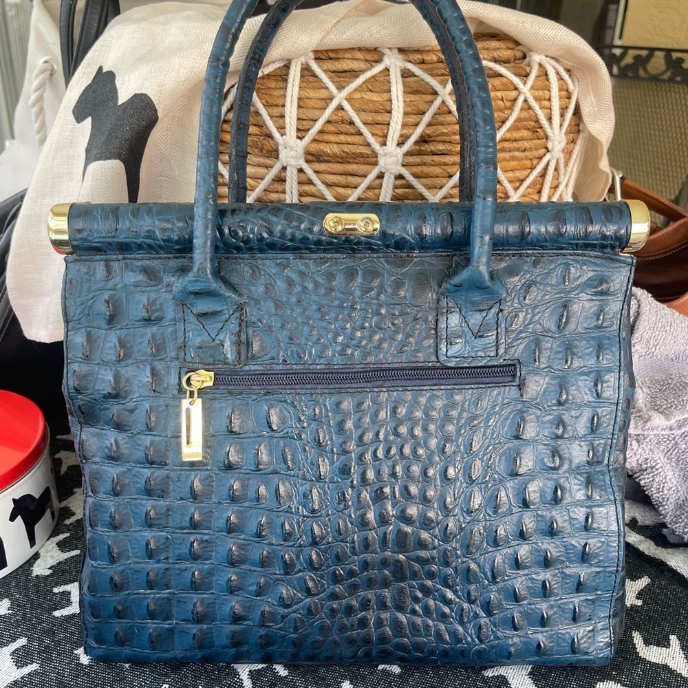 Elegant Blue Crocodile Embossed Leather Handbag - Picture 2 of 6